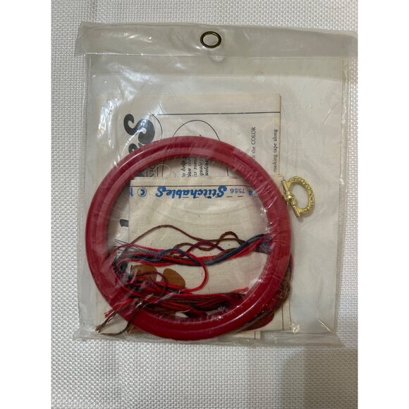 Hugs Are Beary Nice Stitchable Embroidery Kit With 4" Hoop Red Thread Design By - Picture 2 of 2